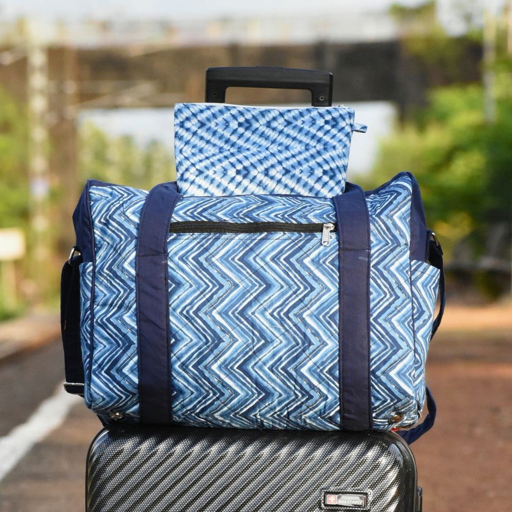 DUFFEL BAG & YATRA POUCH